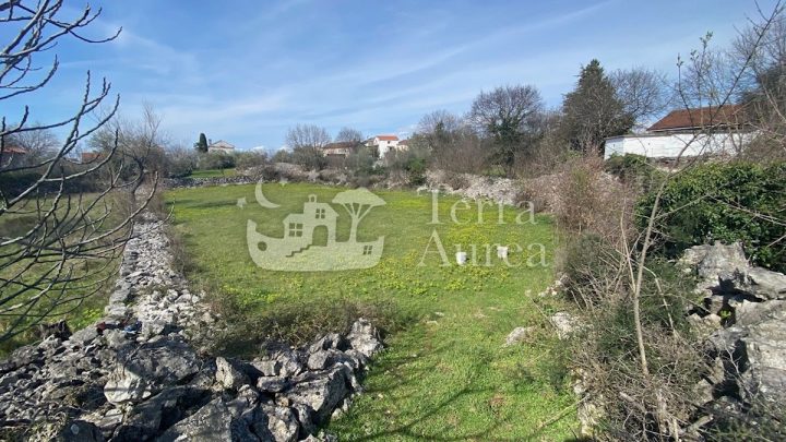 Zemljište na prodaju 1400 m² – Malinska