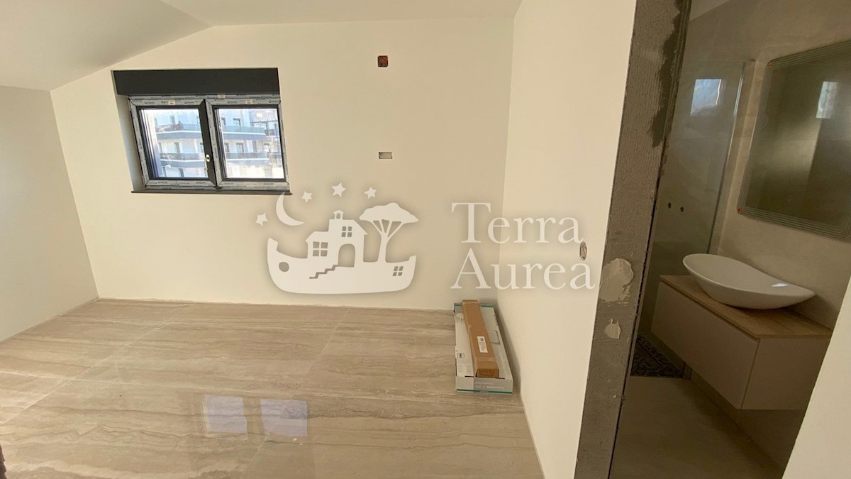 Appartement À vendre - PRIMORSKO-GORANSKA KRK
