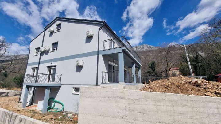 Kuća Na prodaju - Primorsko-goranska Vinodolska Općina - foto 5/24