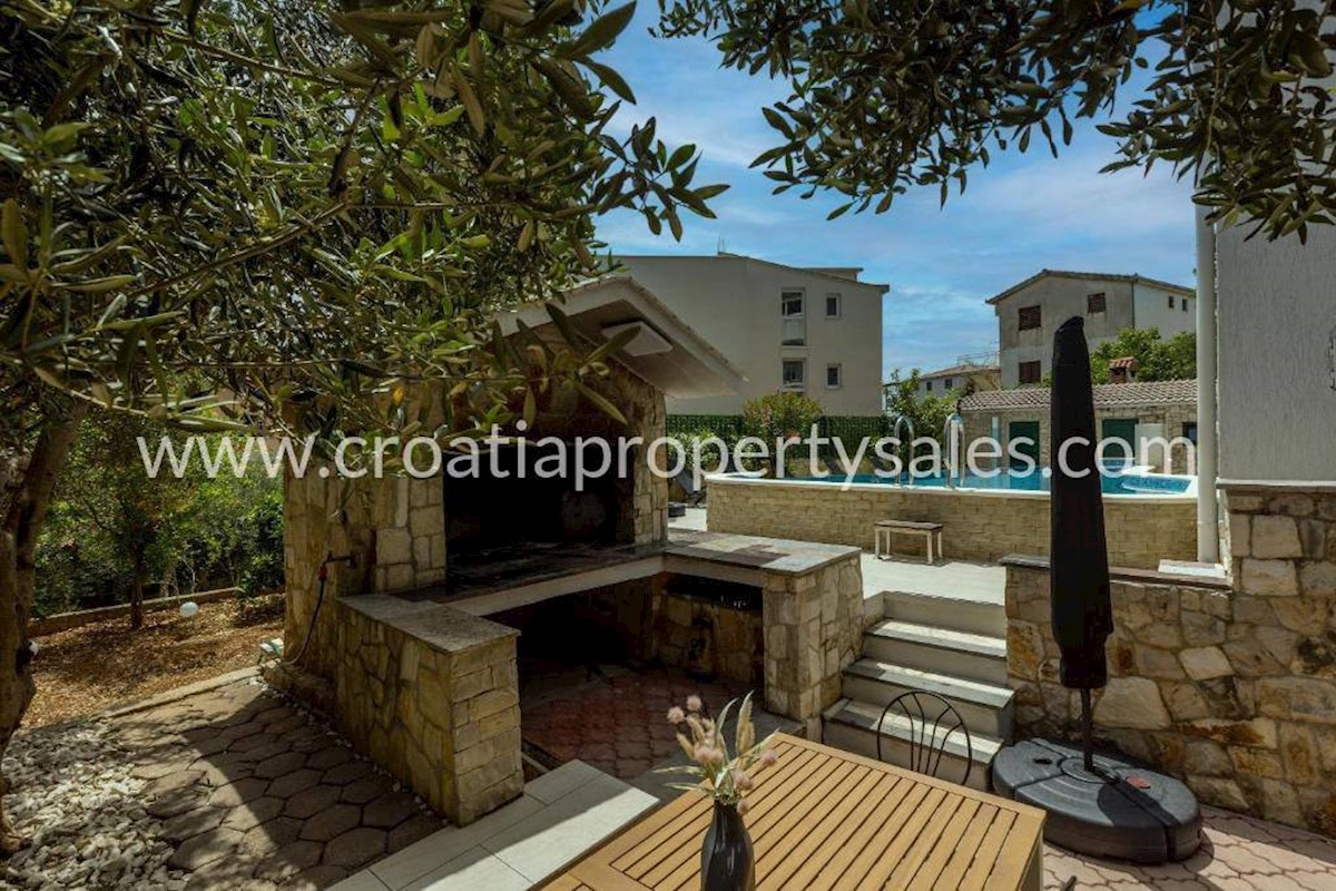 House For sale - SPLITSKO-DALMATINSKA TROGIR