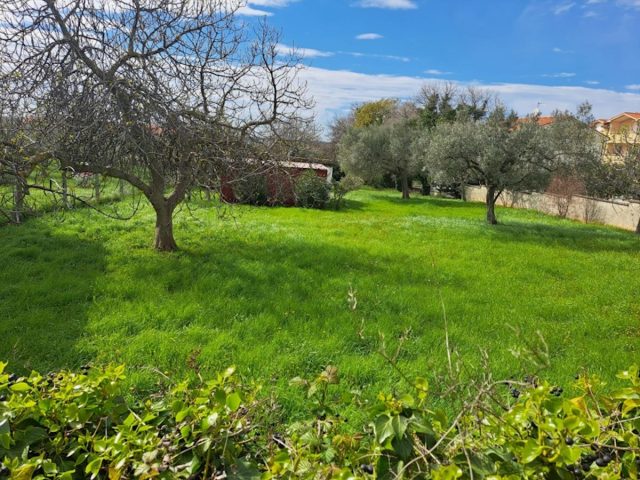 Zemljište na prodaju 1895 m² – Medulin