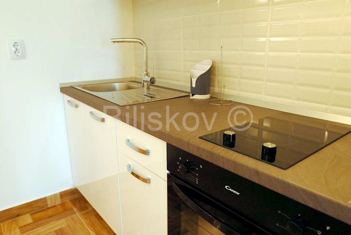 Flat For sale - SPLITSKO-DALMATINSKA HVAR