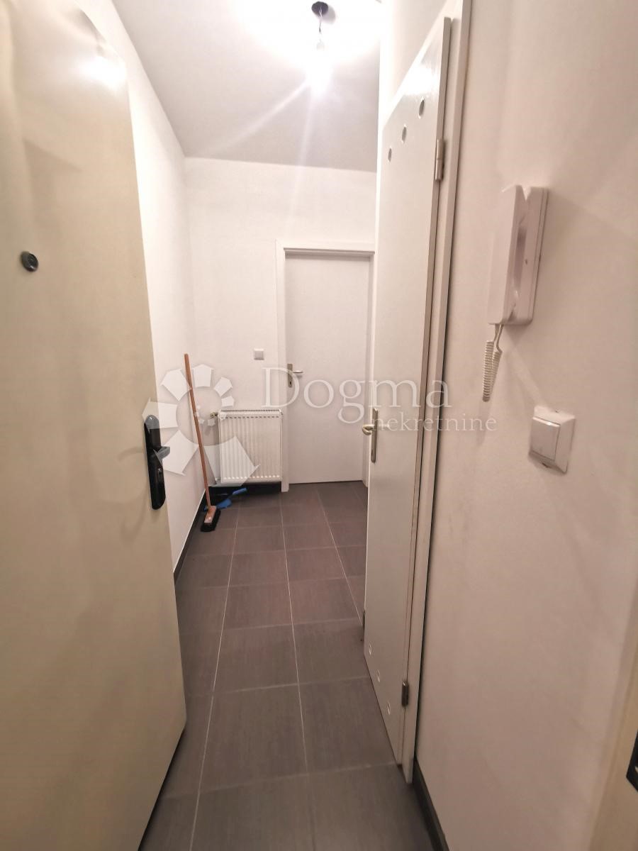 Apartmán Na predaj - KRAPINSKO-ZAGORSKA OROSLAVJE