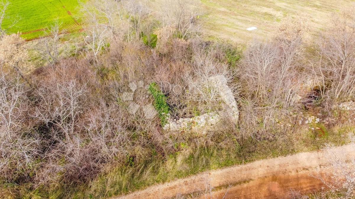 Terrain À vendre - ISTARSKA KAŠTELIR