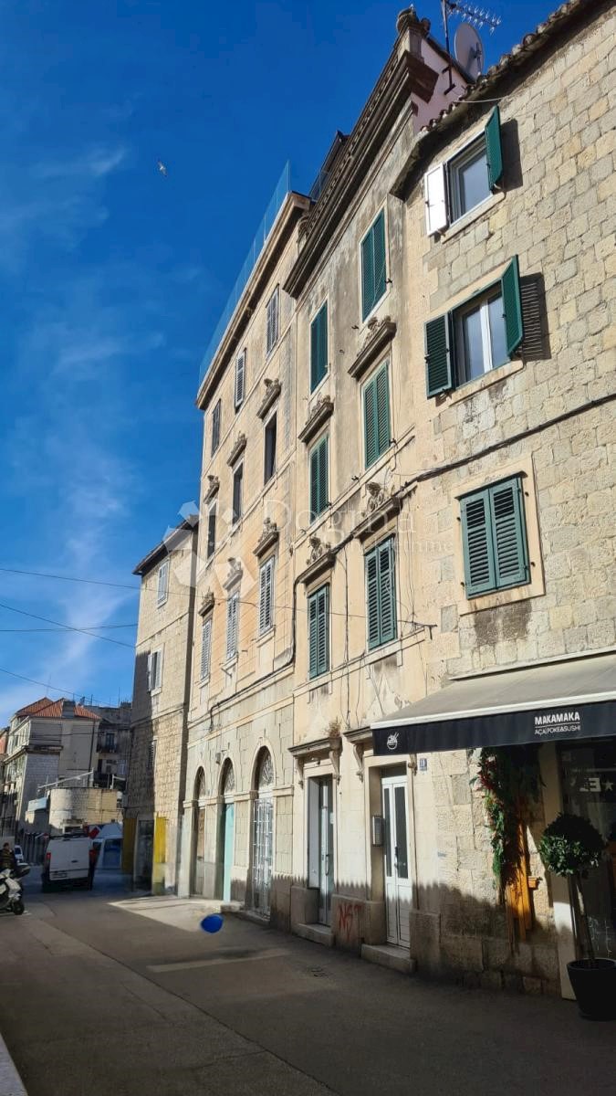 Apartment Zu verkaufen - SPLITSKO-DALMATINSKA SPLIT