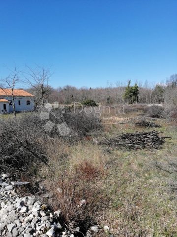 Terrain à vendre 2338 m² – Garica