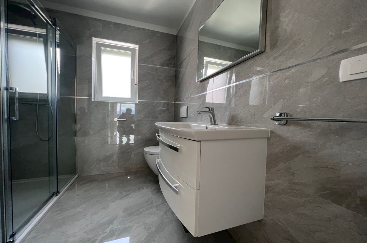 Appartement À vendre - PRIMORSKO-GORANSKA KRK