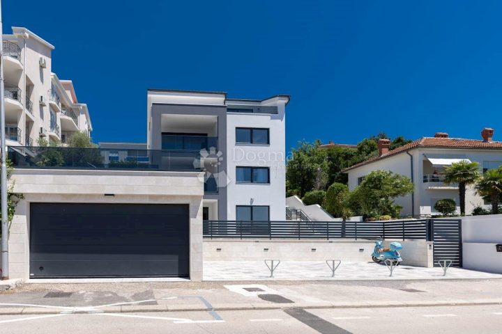 Mieszkanie na sprzedaż 144 m² – Crikvenica