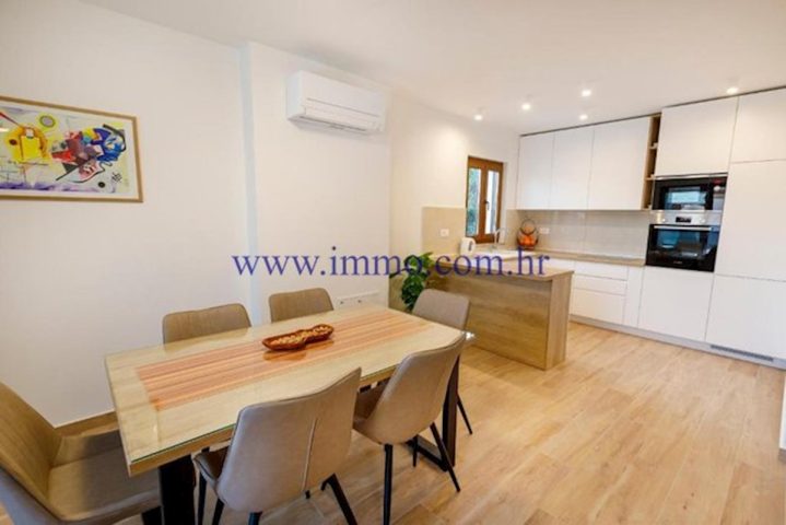 Haus Zu verkaufen - Splitsko-dalmatinska Split - foto 4/27