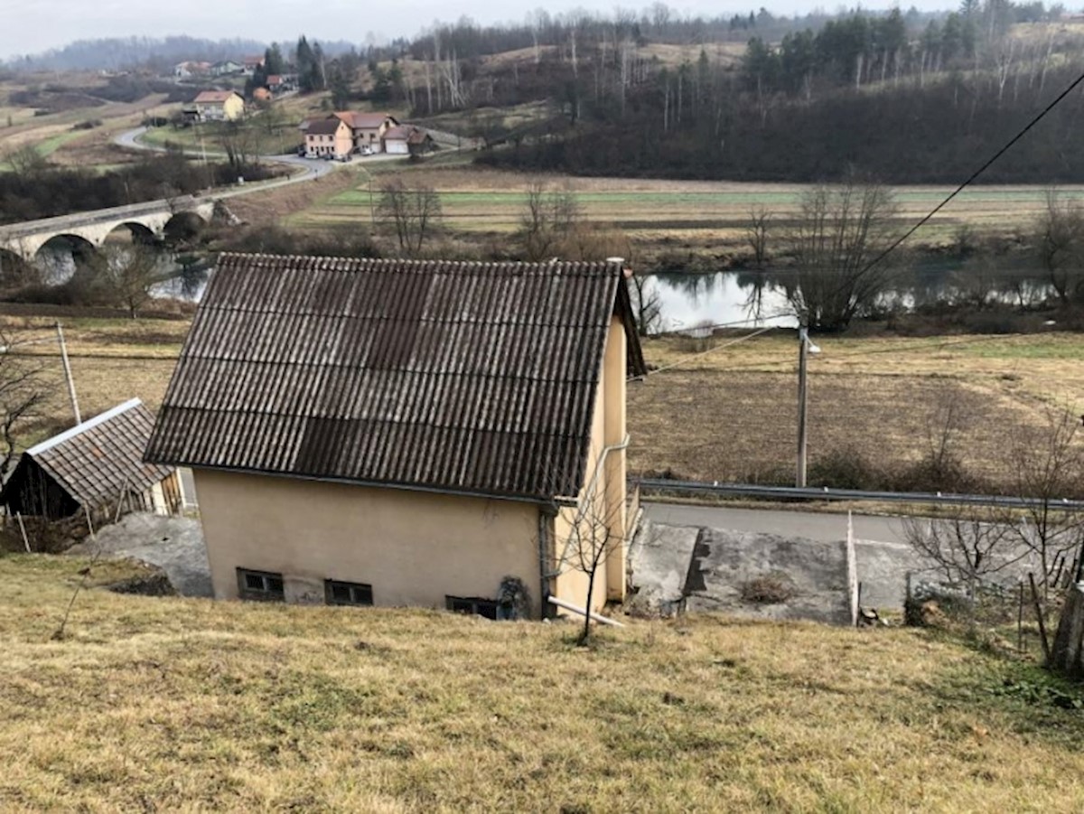 Haus Zu verkaufen - KARLOVAČKA GENERALSKI STOL