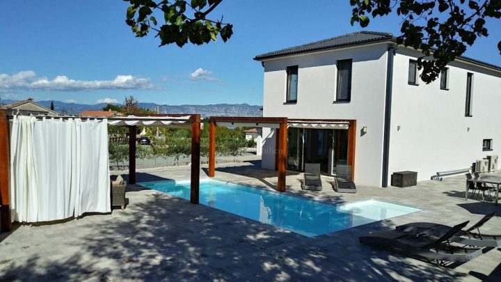 Dům na prodej 276 m² – Malinska