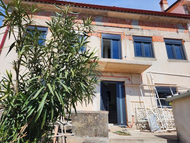 Haus zu verkaufen 210 m² – Kostrena Sveta Lucija
