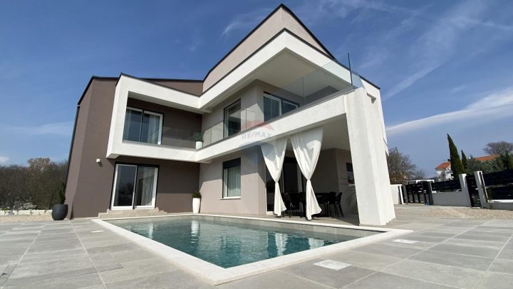 House for sale 183 m² – Garica