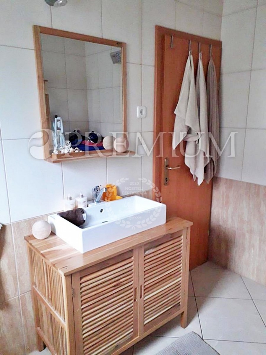 Apartment Zu verkaufen - PRIMORSKO-GORANSKA KRK