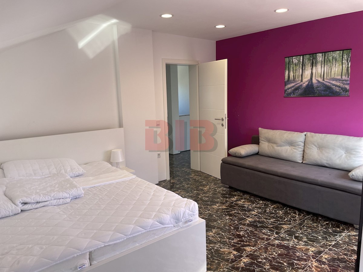 Flat For sale - Primorsko-goranska Novi Vinodolski - foto 1/18