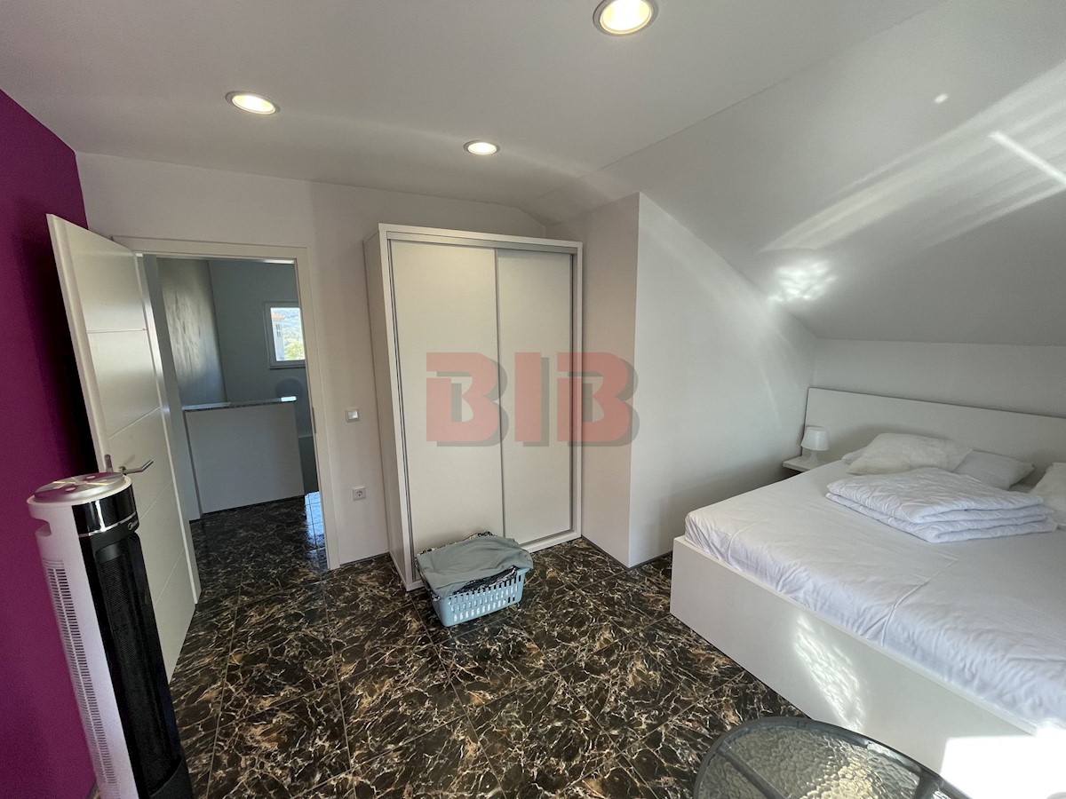 Flat For sale - Primorsko-goranska Novi Vinodolski - foto 4/18