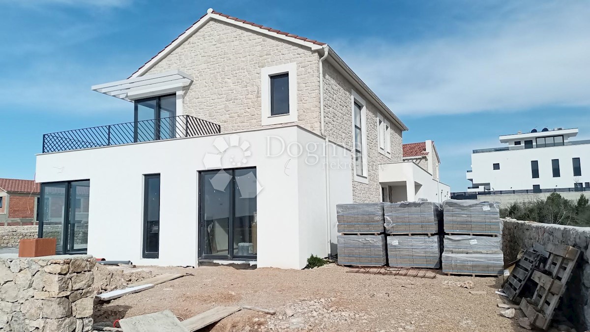 Kuća Na prodaju - ŠIBENSKO-KNINSKA VODICE