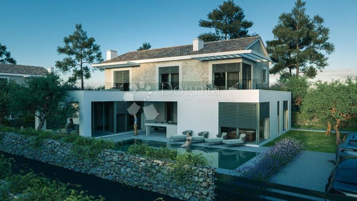 Kuća na prodaju 400 m² – Vodice