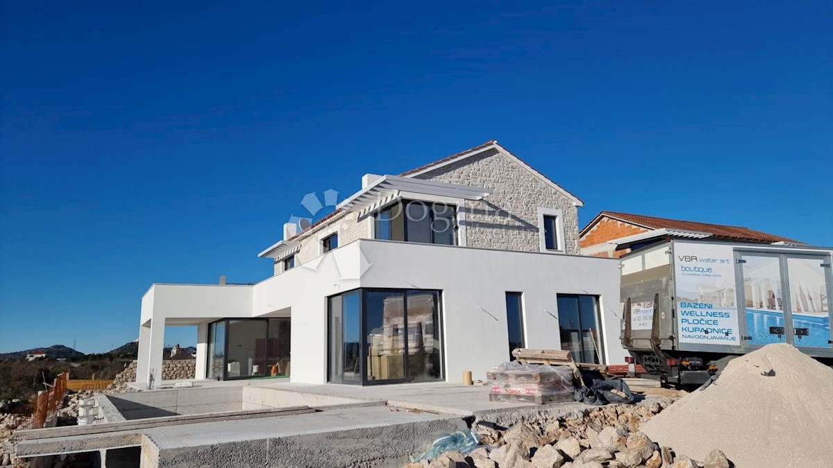 Maison À vendre - ŠIBENSKO-KNINSKA VODICE