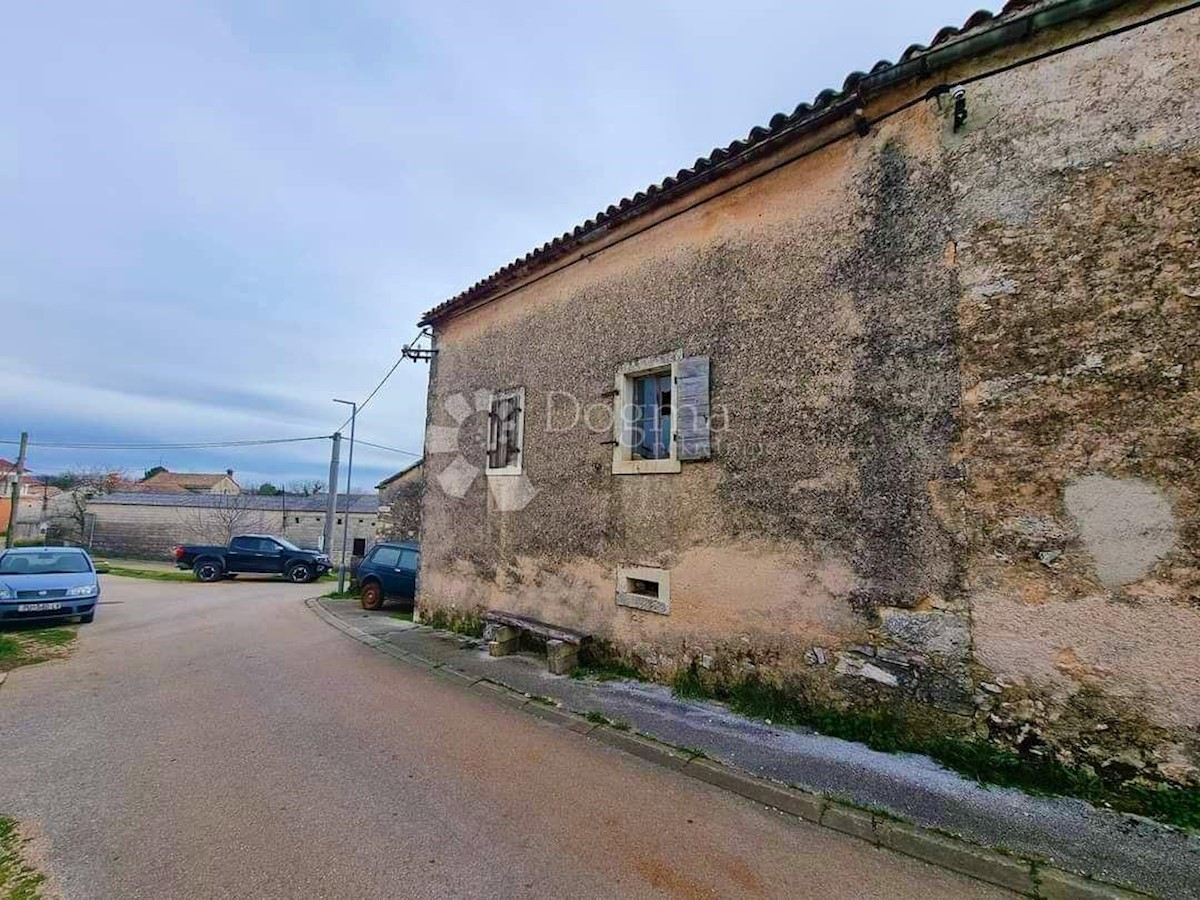 Casa In vendita - ISTARSKA ŽMINJ