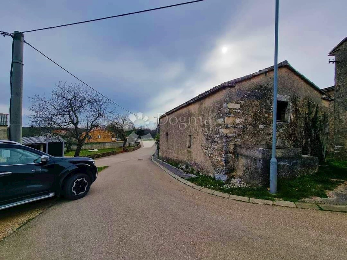 Casa In vendita - ISTARSKA ŽMINJ