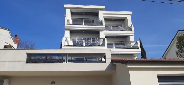 Appartamento in vendita 204 m² – Rijeka