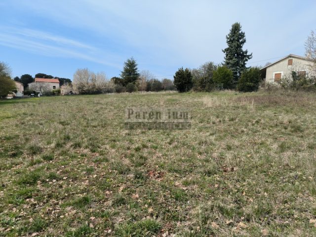 Działka na sprzedaż 802 m² – Poreč
