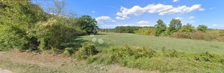 Zemljište na prodaju 3120 m² – Petehi