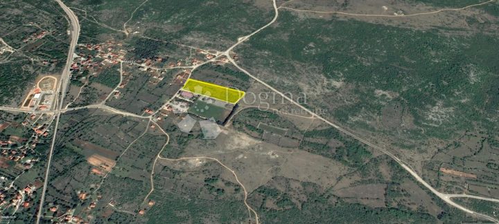 Terrain à vendre 13459 m² – Unešić
