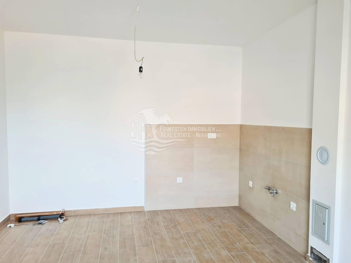 Flat For sale - ŠIBENSKO-KNINSKA PRIMOŠTEN