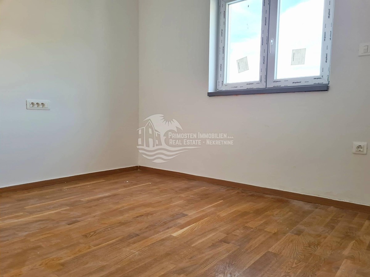 Flat For sale - ŠIBENSKO-KNINSKA PRIMOŠTEN