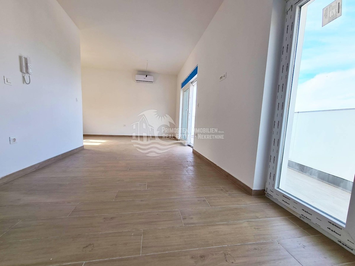 Apartmán Na predaj - ŠIBENSKO-KNINSKA PRIMOŠTEN