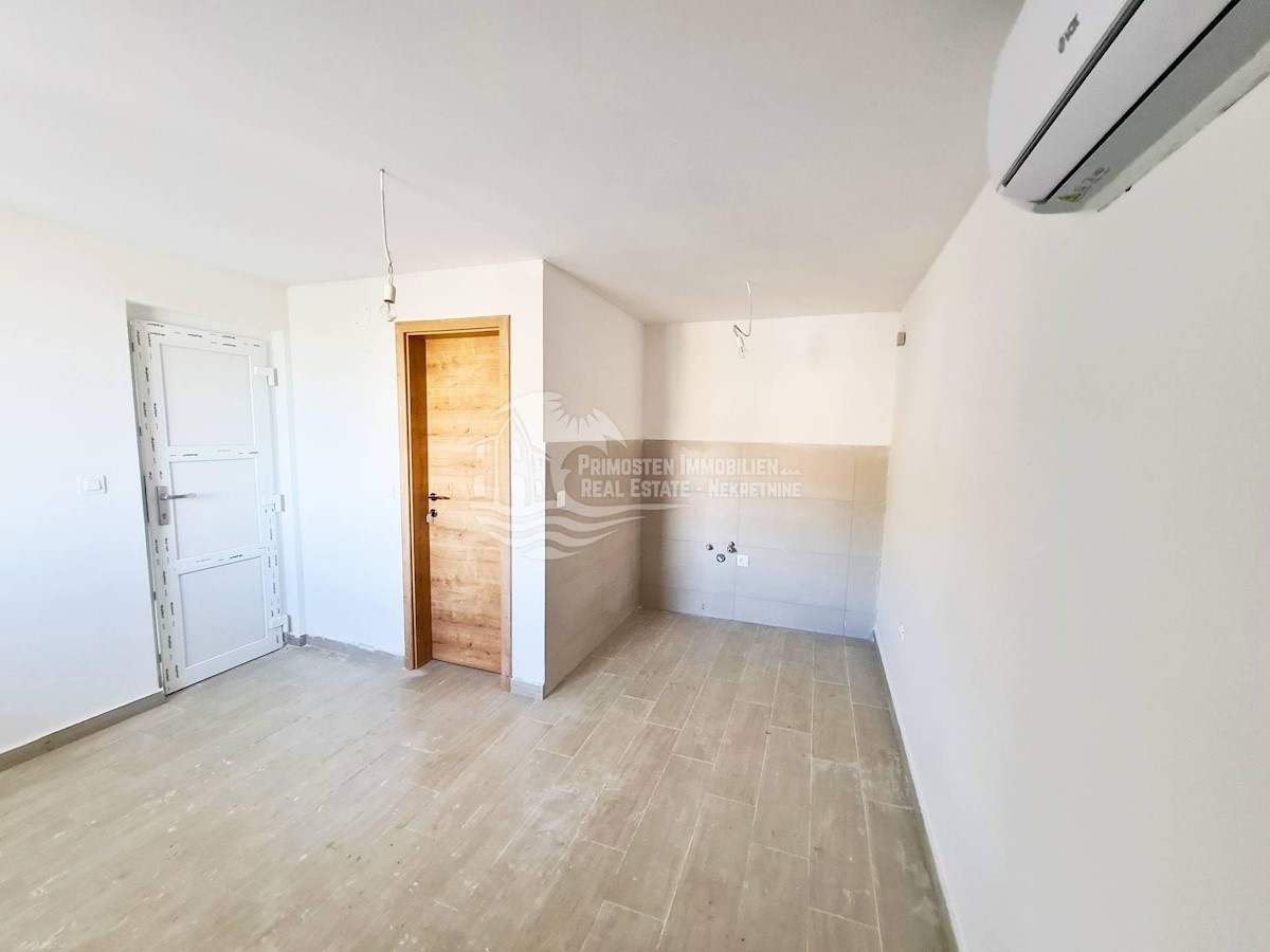 Apartment Zu verkaufen - ŠIBENSKO-KNINSKA PRIMOŠTEN