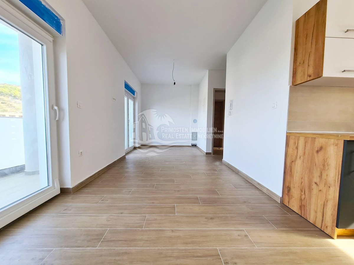 Apartmán Na predaj - ŠIBENSKO-KNINSKA PRIMOŠTEN