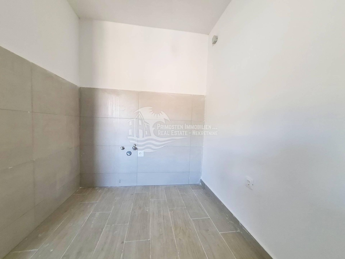 Apartment Zu verkaufen - ŠIBENSKO-KNINSKA PRIMOŠTEN