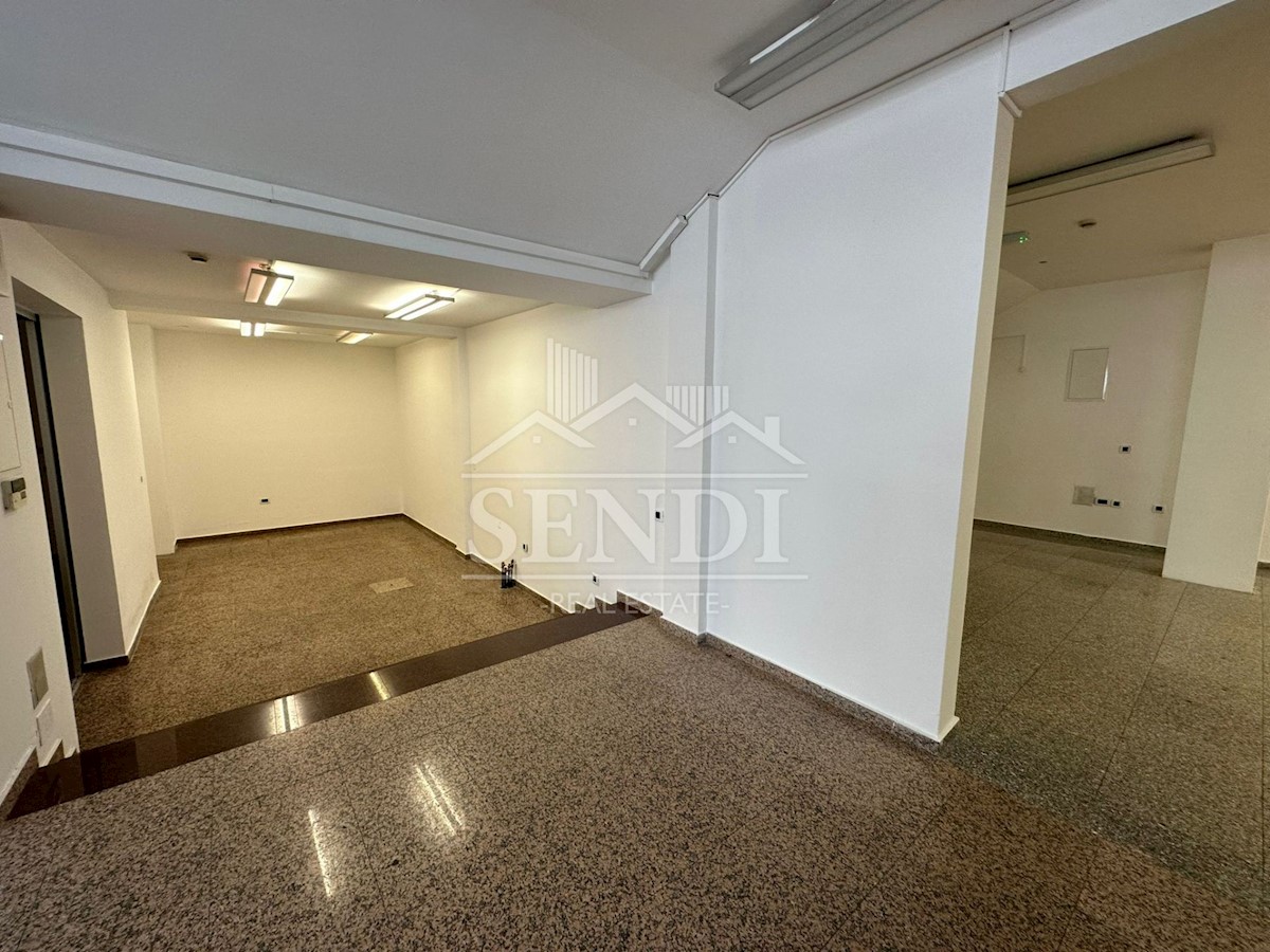 Business premises For rent - PRIMORSKO-GORANSKA RIJEKA