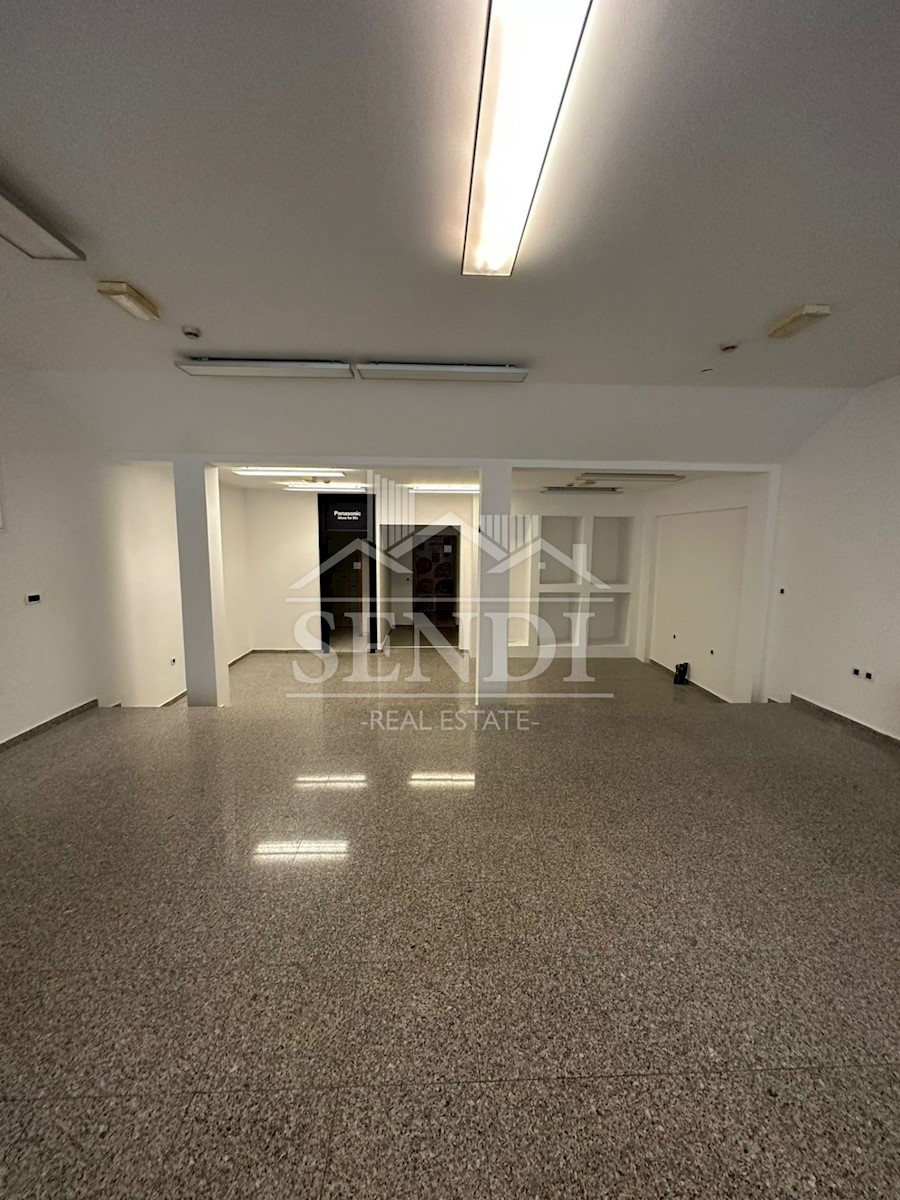 Business premises For rent - PRIMORSKO-GORANSKA RIJEKA