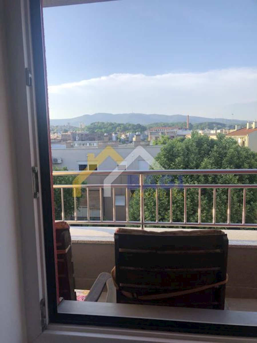 Appartement À louer - GRAD ZAGREB ZAGREB
