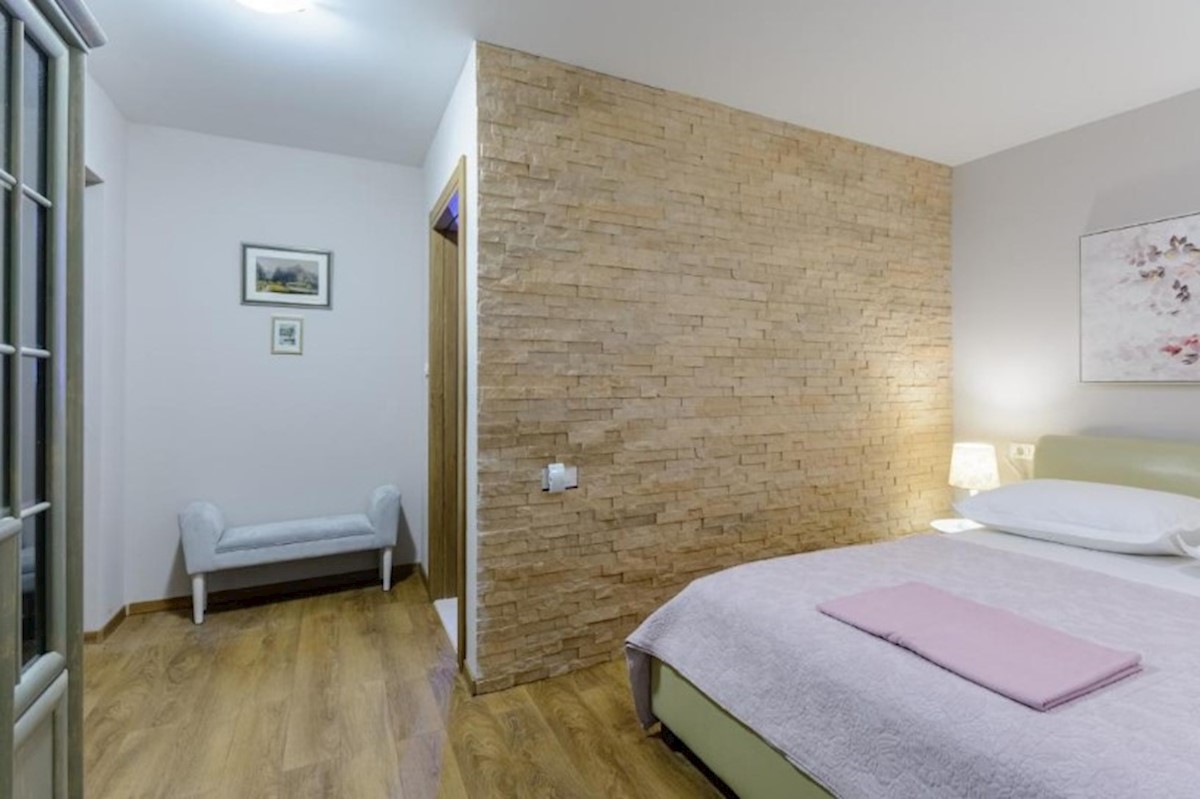 Maison À vendre - SPLITSKO-DALMATINSKA OMIŠ