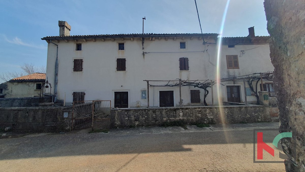 House For sale CERE