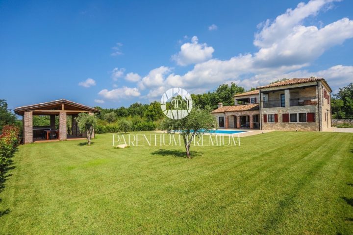 Casa in vendita 291 m² – Poreč