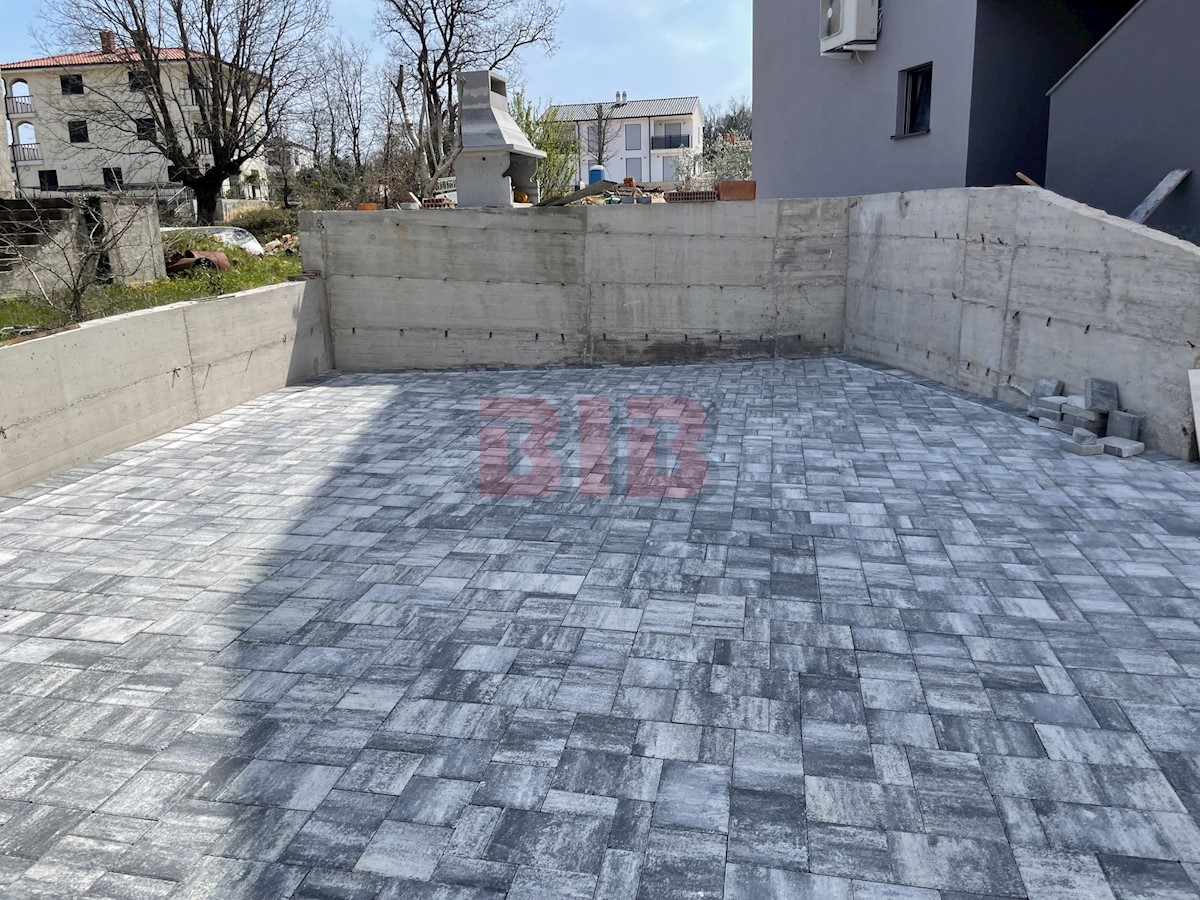 Stan Na prodaju - PRIMORSKO-GORANSKA KRK