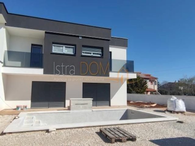Casa in vendita 160 m² – Šišan