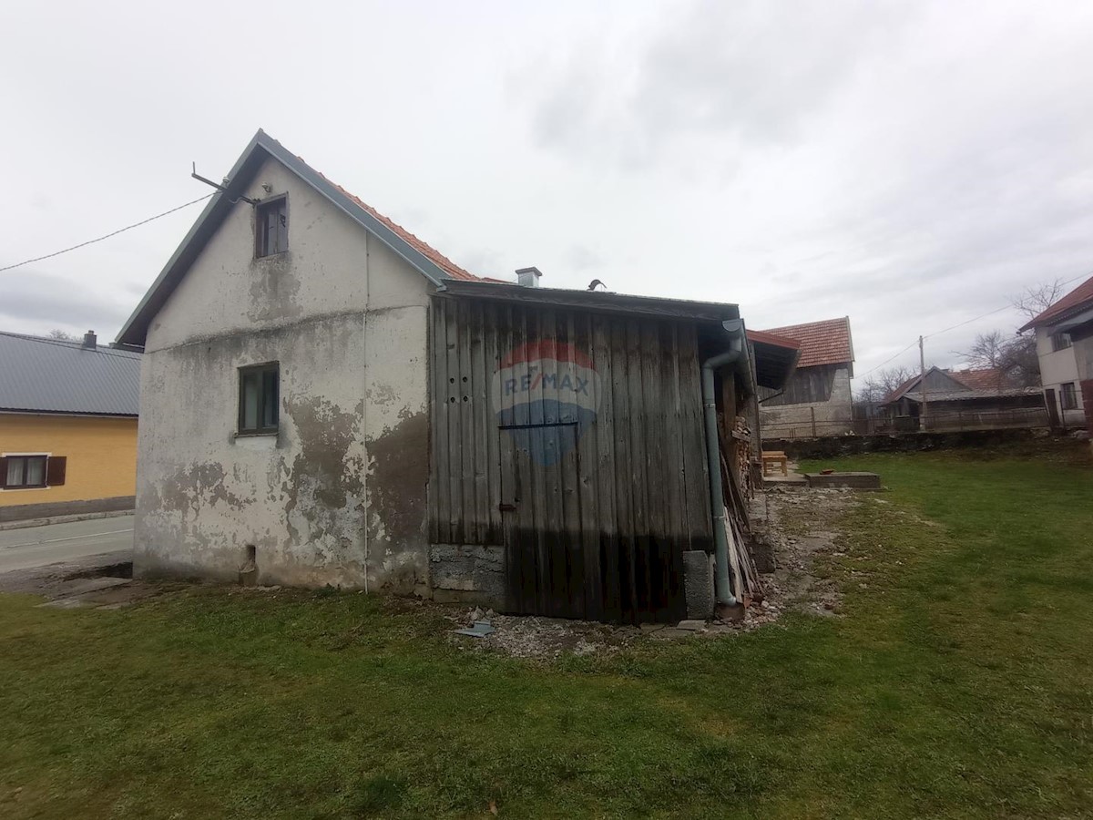 Haus Zu verkaufen - KARLOVAČKA OGULIN