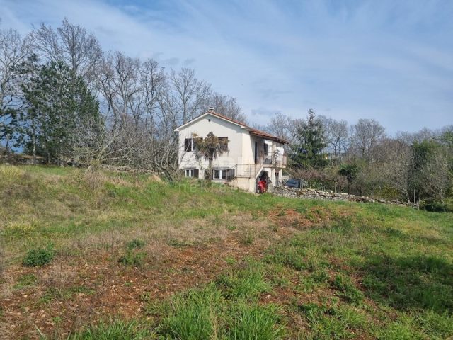 Kuća na prodaju 120 m² – Jakovici