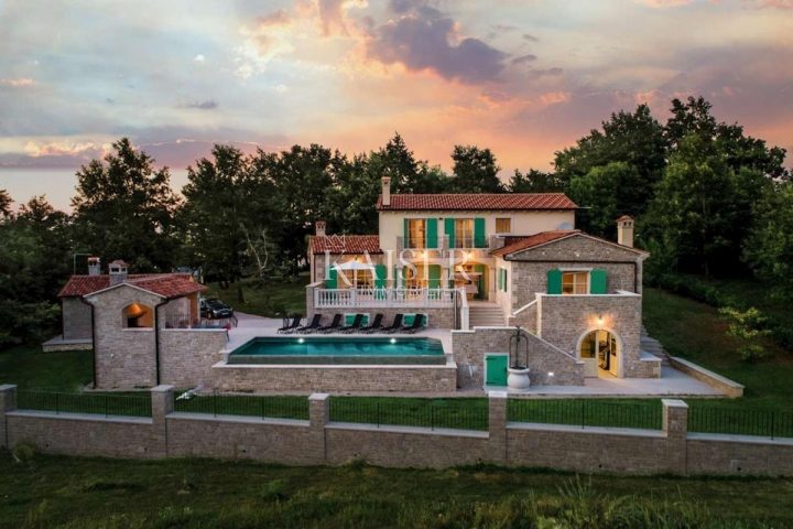 Casa in vendita 230 m² – Lovrin