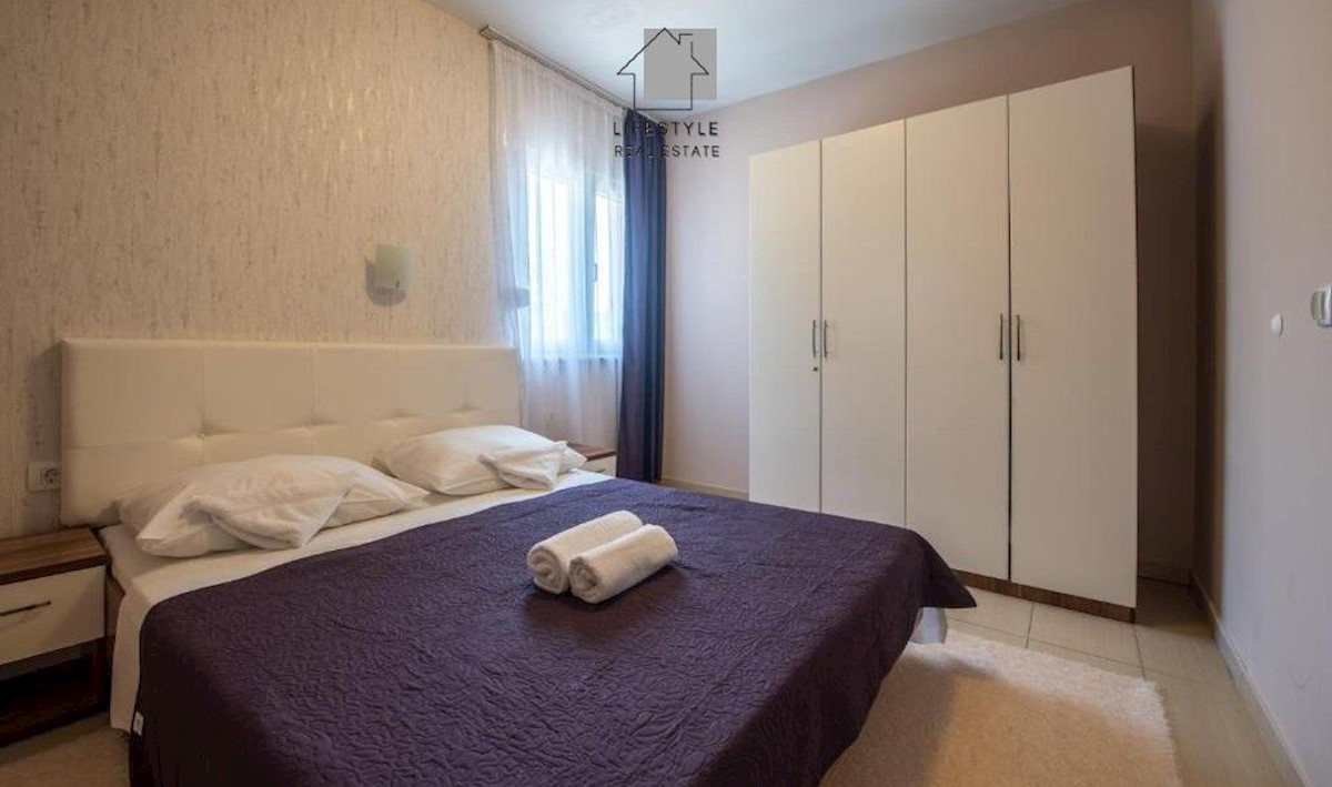 Casa In vendita - SPLITSKO-DALMATINSKA SPLIT