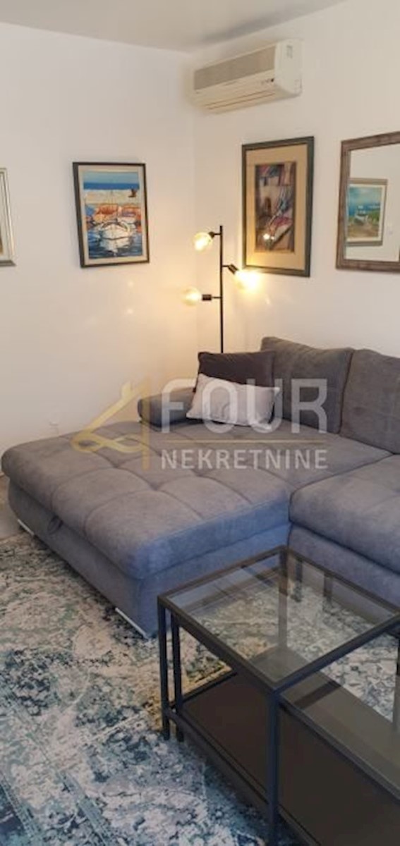 Apartment Zu verkaufen - PRIMORSKO-GORANSKA RAB