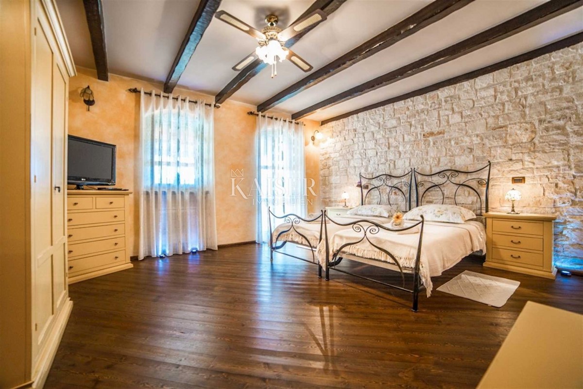 Hiša Na predaj - ISTARSKA POREČ