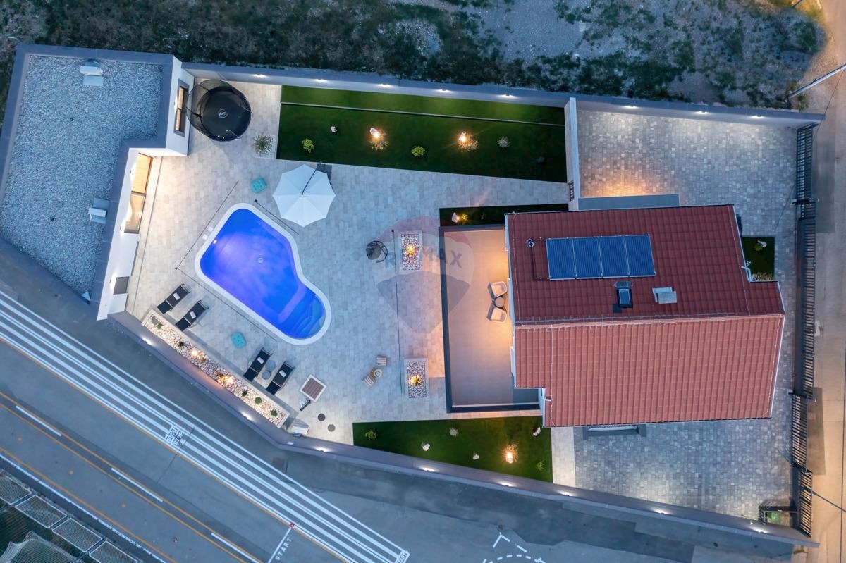 House For sale - PRIMORSKO-GORANSKA NOVI VINODOLSKI
